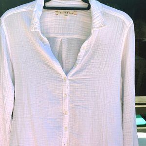 Gauzy, Light Xirena Button Down